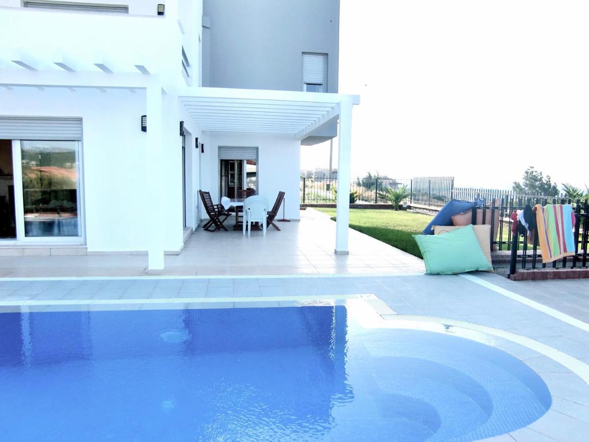 Luxury Villa With Amazing View, Çeşme المظهر الخارجي الصورة